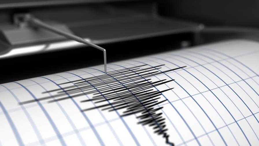 Fuerte sismo frente a isla griega de Samos, próximo a Turquía Fuerte sismo frente a isla griega de Samos, próximo a Turquía