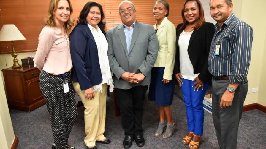 SNS inicia cambios de designación a personal de enfermería 