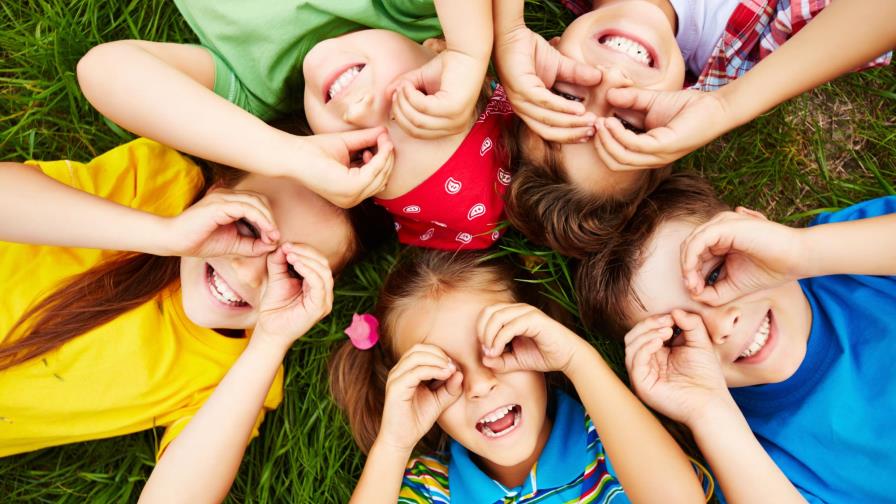 Día Mundial de la Sonrisa: ¿cómo cuidar la de tus hijos?