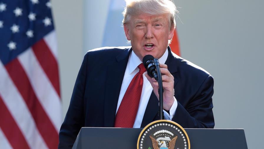 Trump arremete contra fronteras abiertas y pide acabar con inmigración ilegal