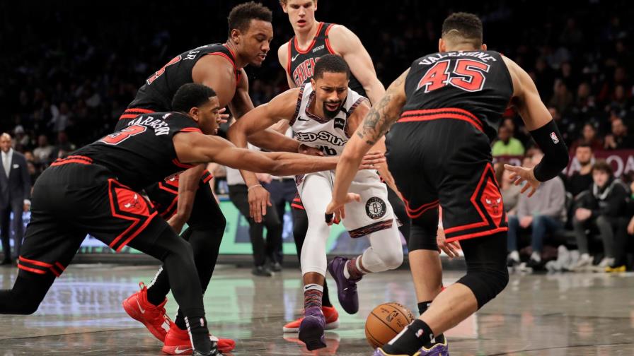 Nets derrotan a Bulls y ganan 2do juego seguido