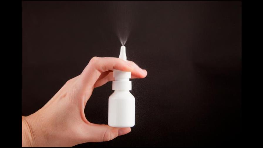 Brasileños avanzan en vacuna contra COVID-19  en forma de espray nasal