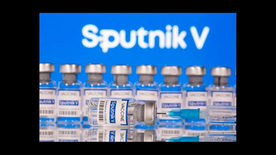 Primer lote de dosis de Sputnik V producido en Argentina, aprobado por Rusia