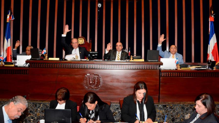 Senado declara de urgencia y aprueba proyecto de ley de garantías mobiliarias