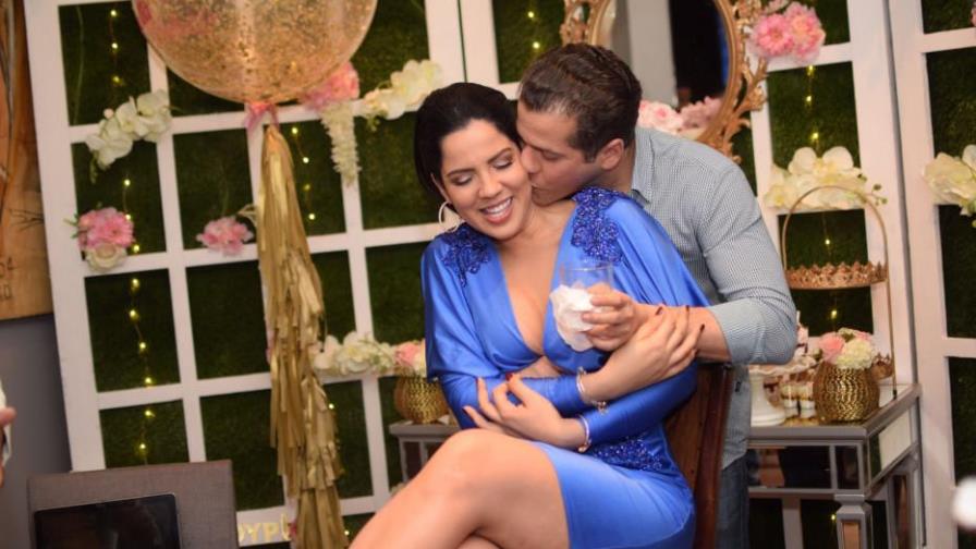 La comunicadora Yubelkis Peralta y su esposo víctimas de la delincuencia 