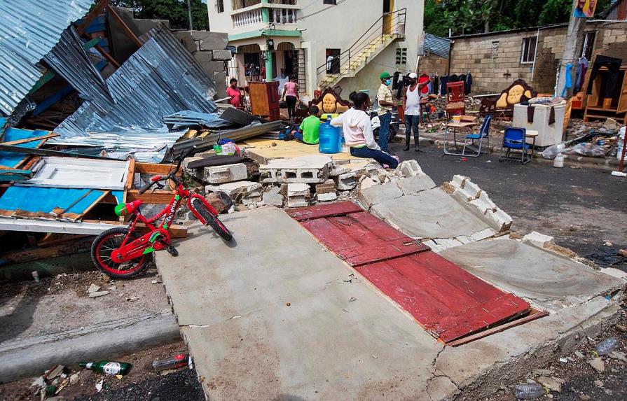 LLaman a residentes de zonas vulnerables en Hato Mayor a abandonar casas por tormenta Laura