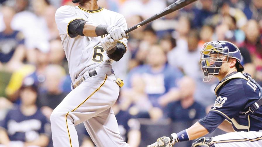 Marte desconecta mientras Piratas lo quieren negociar