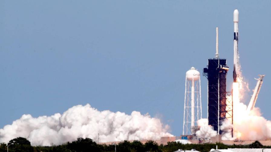 SpaceX envía otra tanda de satélites al espacio tras su histórico lanzamiento SpaceX envía otra tanda de satélites al espacio tras su histórico lanzamiento
