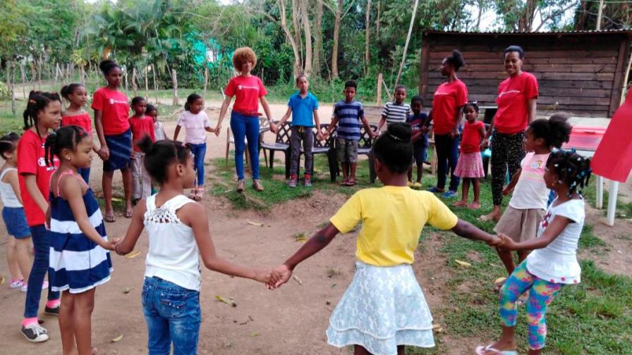 Save the Children llama a aunar esfuerzos para proteger la niñez dominicana Save the Children llama a aunar esfuerzos para proteger la niñez dominicana