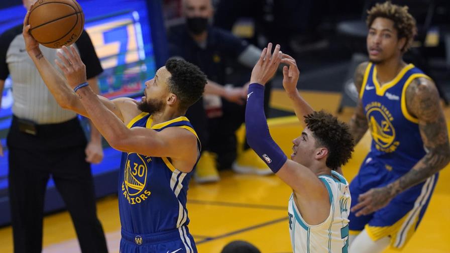 NBA revela participantes del concurso de triples y clavadas