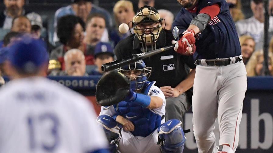 Seguir con Medias Rojas fue una decisión automática para Pearce