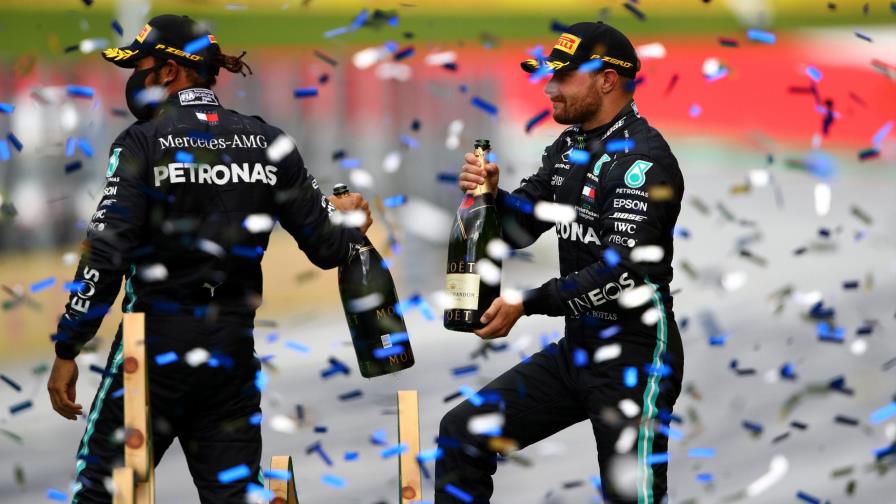 Bottas llegó segundo y sigue al frente en la tabla de los pilotos
