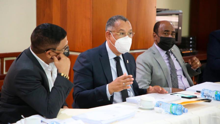 Subcomisión de Diputados aprueba modificar 82 artículos del proyecto Código Penal