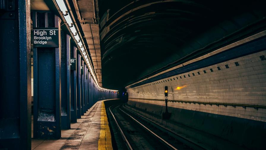 Tres personas han sido lanzadas a las vías del tren de Nueva York, en una semana