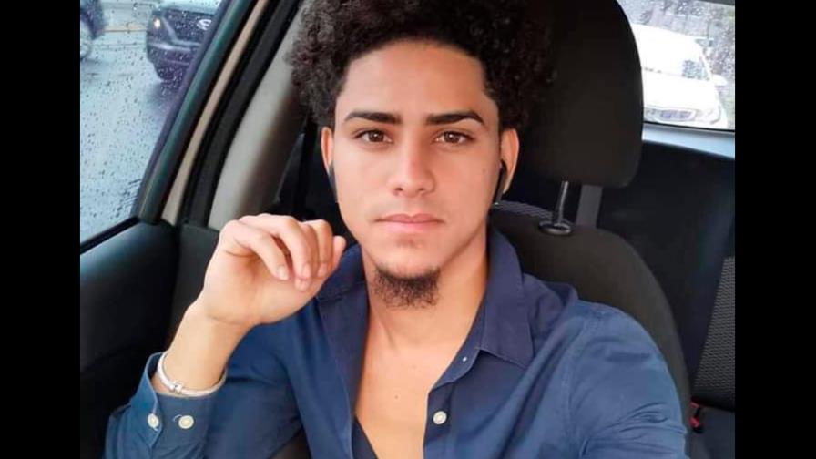 Encuentran a un joven muerto en el kilómetro 61 de la autopista Duarte Encuentran a un joven muerto en el kilómetro 61 de la autopista Duarte