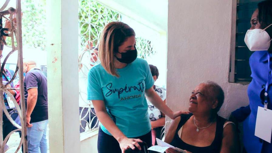 Familias dominicanas continúan recibiendo “Bono Navideño”