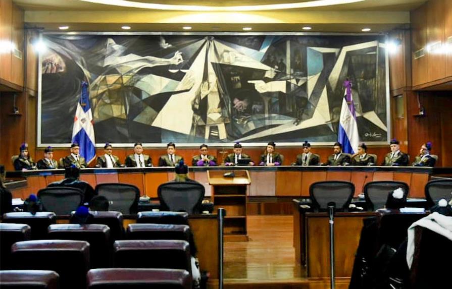 Pleno de la SCJ cambia de sala al magistrado Moisés Ferrer, pese a su oposición