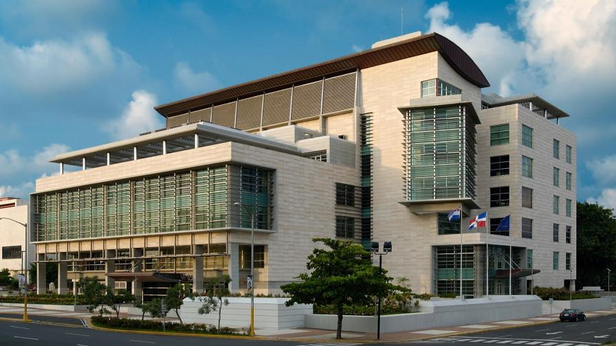 Procuraduría dice desconocer supuesto espionaje a llamadas de legisladores 