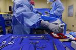 Médico se equivoca y realiza una vasectomía en vez de una circuncisión 