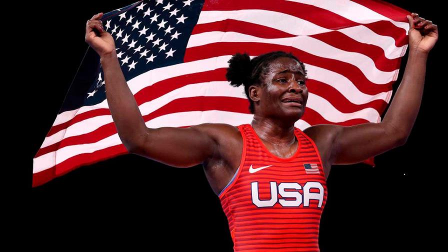 Campeona olímpica regalaría “food truck” a su madre, pero empresa le dio sorpresa