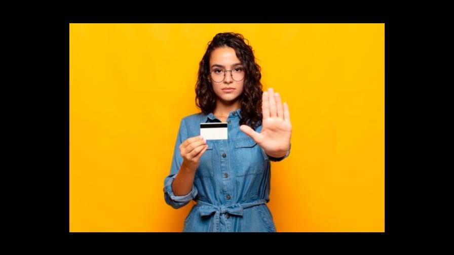 Ocho errores que debes evitar al usar tus tarjetas de crédito Ocho errores que debes evitar al usar tus tarjetas de crédito