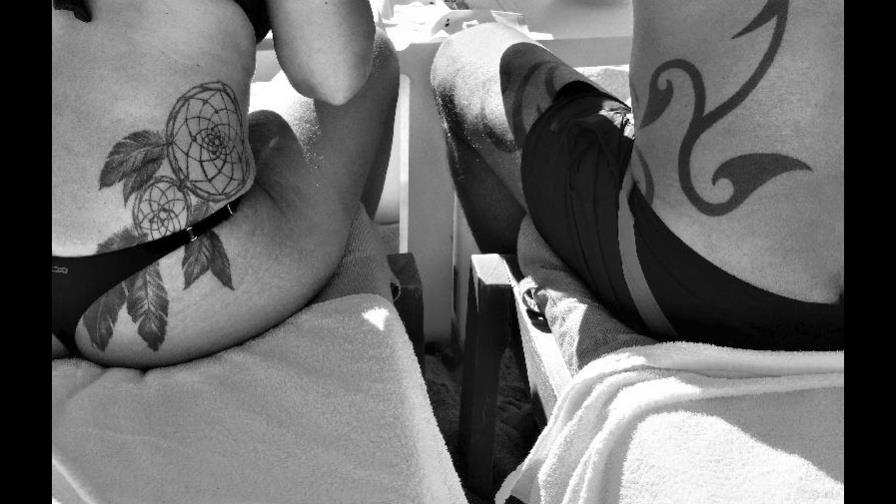 “Imágenes robadas”, la muestra de Clara Martínez Thedy sobre el universo de los tatuajes