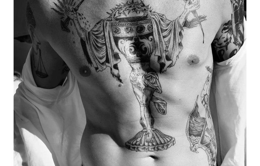 “Imágenes robadas”, de Clara Martínez Thedy, retrata el universo de los tatuajes