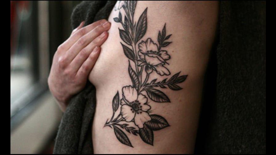 6 mejores tatuajes de flores y sus significados 