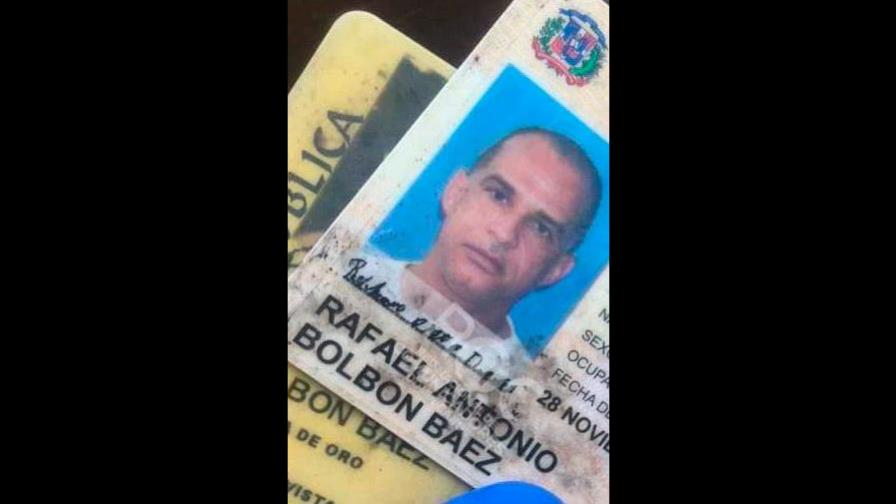 Apresan cuatro jóvenes por muerte de taxista en Santiago; habrían desmantelado vehículo de víctima Apresan cuatro jóvenes por muerte de taxista en Santiago; habrían desmantelado vehículo de víctima