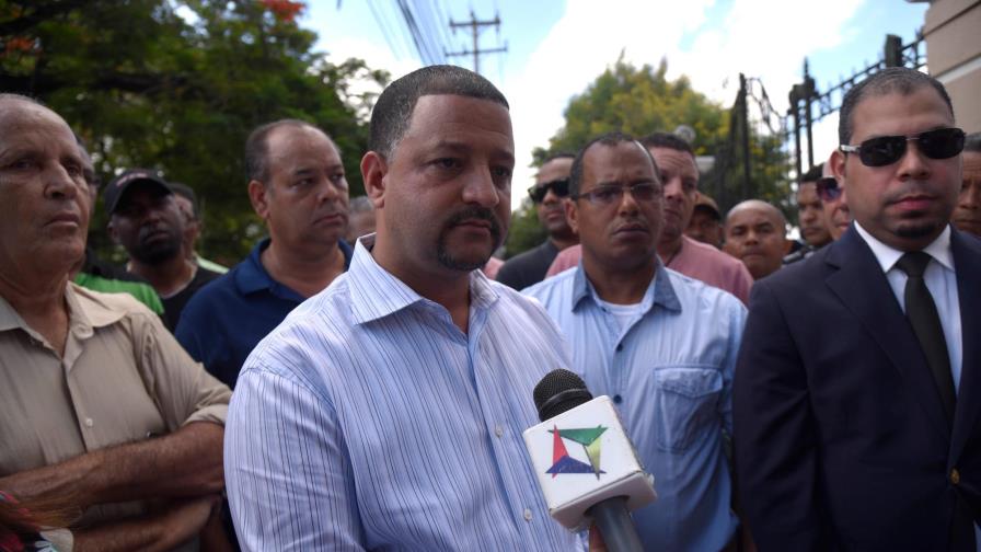 Taxistas exigen justicia por muerte de colegas en Santiago