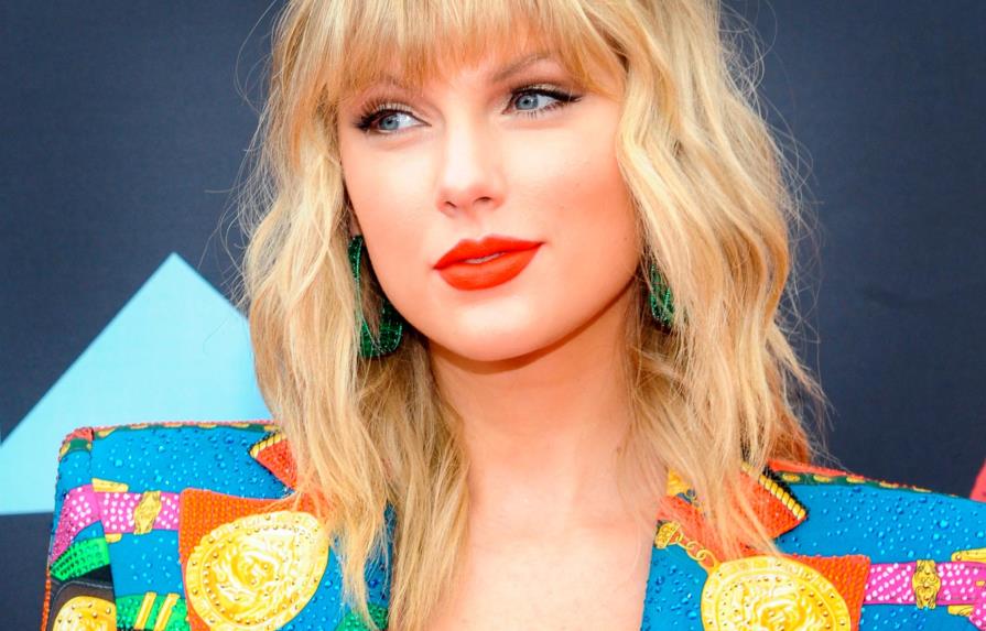 Taylor Swift recrimina a Netflix por un chiste “sexista” sobre sus exparejas