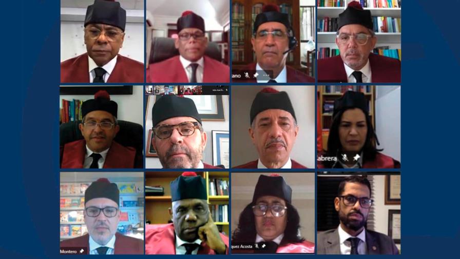 Recurren al Tribunal Constitucional para impugnar exoneración de vehículos a favor de legisladores