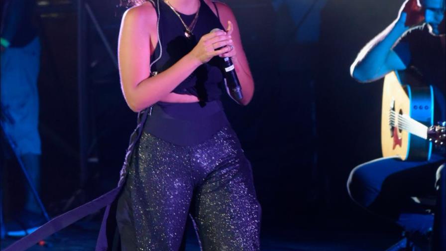 Techy Fatule apela a la música del 90 para crear “Para la historia”