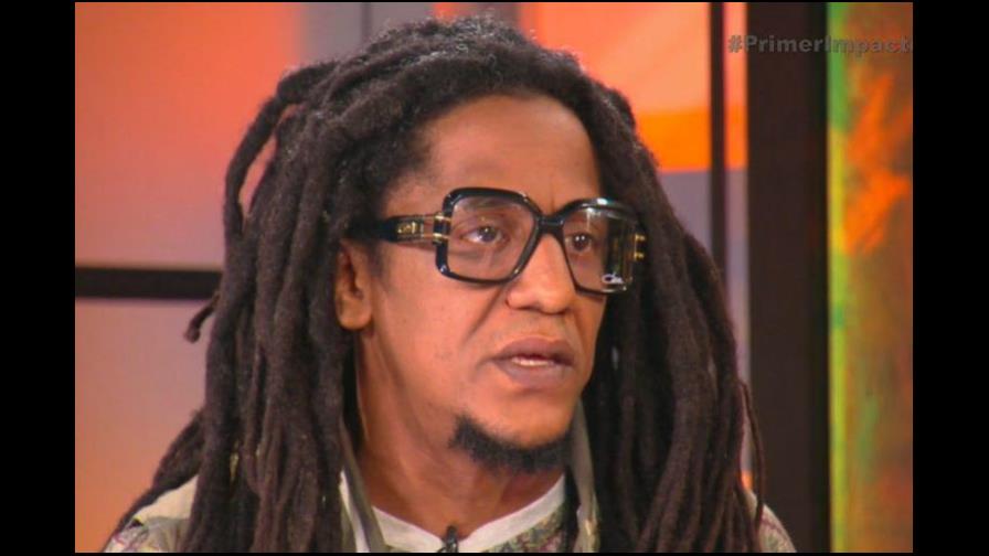 El bochornoso momento de Tego Calderón que lo hace bajar de tarima en Houston El bochornoso momento de Tego Calderón que lo hace bajar de tarima en Houston