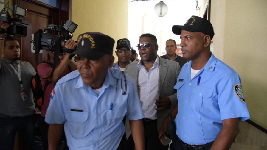 Imponen pago de 1.2 millones de pesos a expelotero Miguel Tejada Imponen pago de 1.2 millones de pesos a expelotero Miguel Tejada