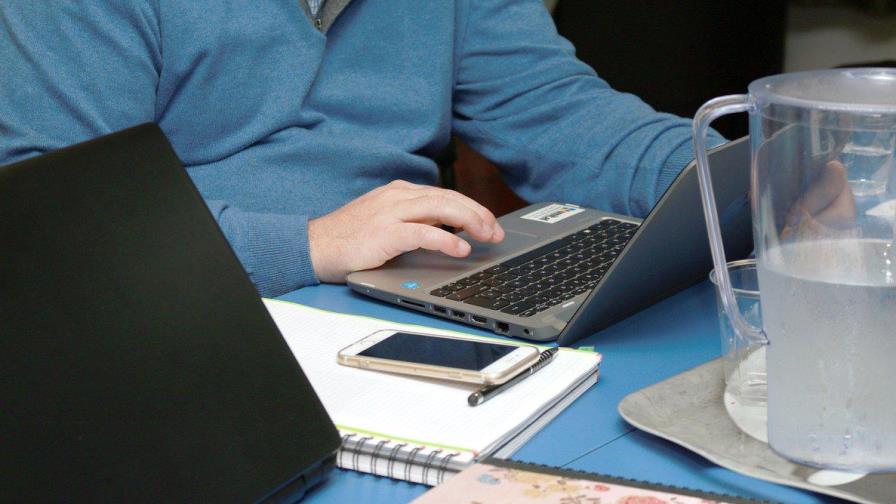 El 41 % de las empresas implementan el teletrabajo tras COVID-19, según encuesta El 41 % de las empresas implementan el teletrabajo tras COVID-19, según encuesta