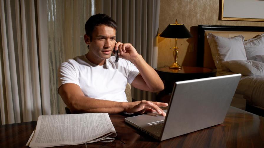 Ley de teletrabajo en Perú obliga a empresas privados a asumir los costos de internet