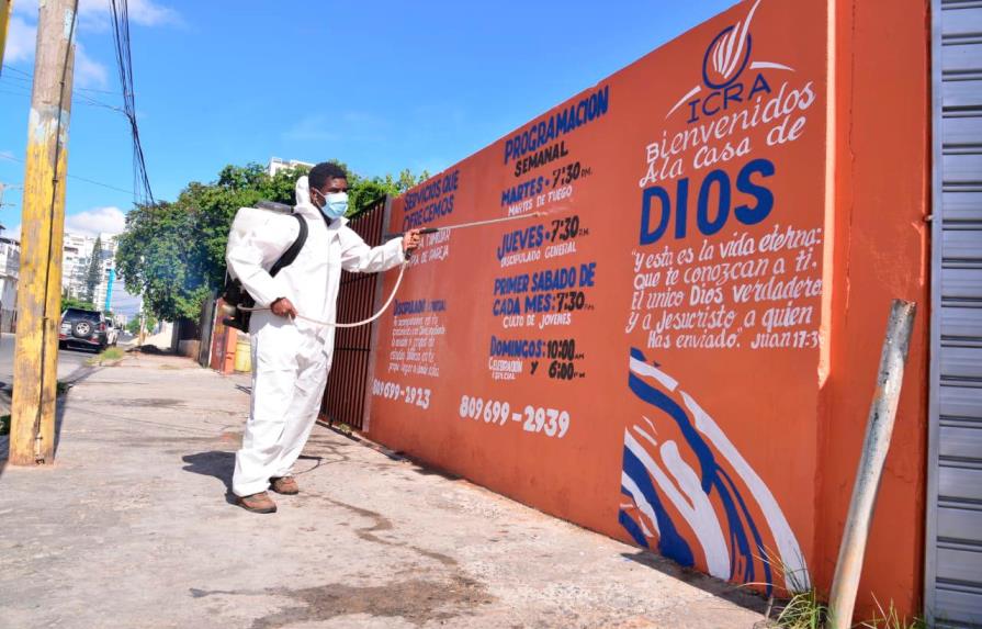 Desinfectan templos del Gran Santo Domingo en prevención al COVID-19