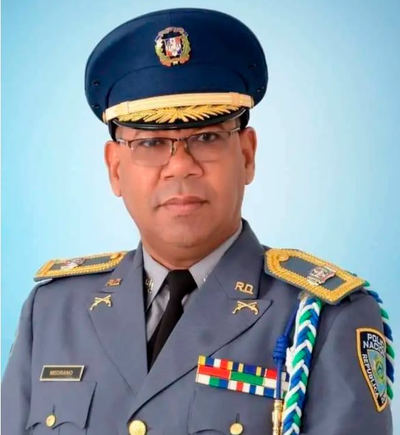 Teniente coronel de la Policía se suicida en Invivienda