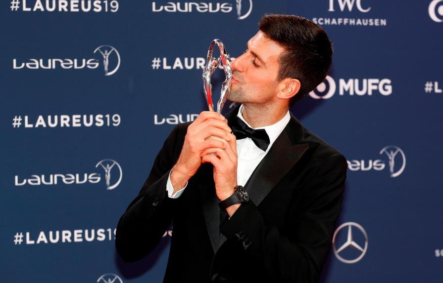  Novak Djokovic y Simone Biles ganan Premios Laureus a mejores deportistas del año