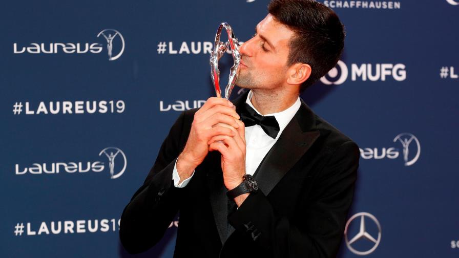  Novak Djokovic y Simone Biles ganan Premios Laureus a mejores deportistas del año
