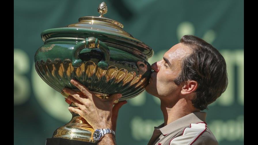Roger Federer conquista su 10mo título torneo de Halle