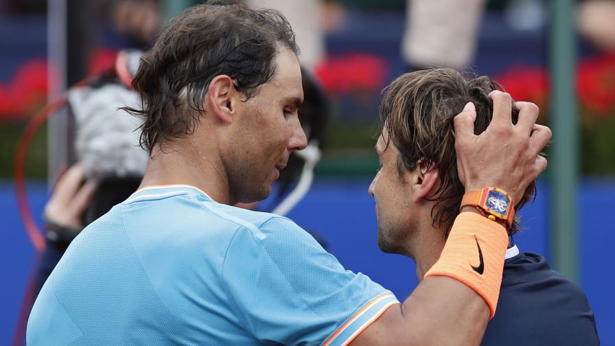 Rafael Nadal doblega a Ferrer para alcanzar cuartos en Barcelona