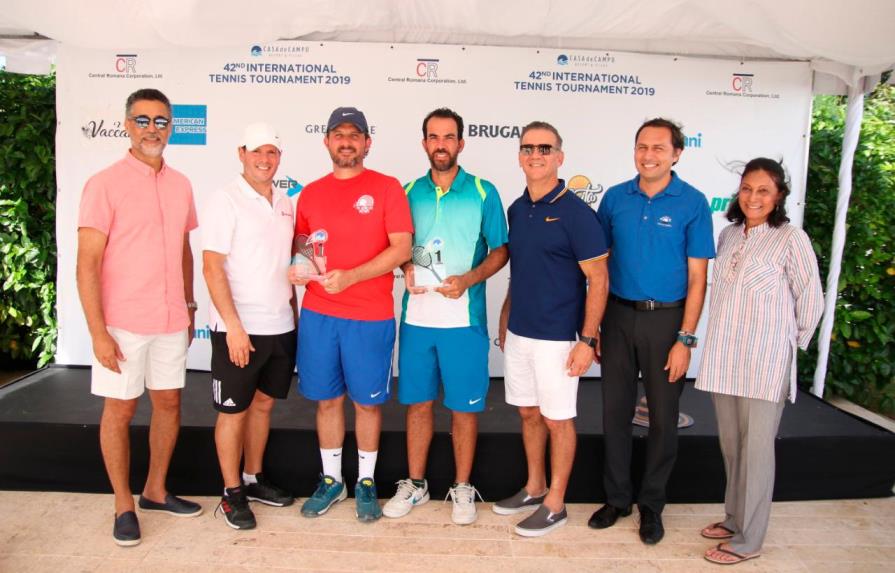 Alfaro y Suárez se coronaron campeones en Torneo Internacional de Tenis Copa Casa de Campo 