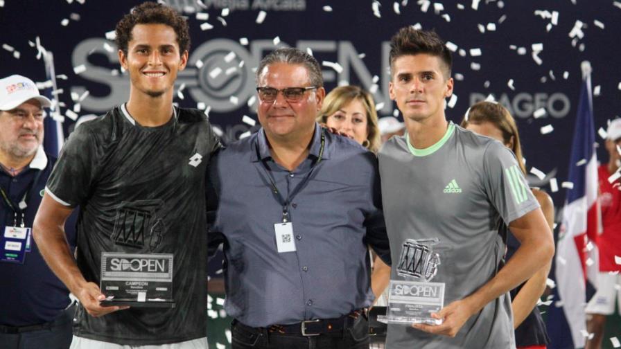 Juan Pablo Varillas se coronó campeón de sencillos del Santo Domingo Open