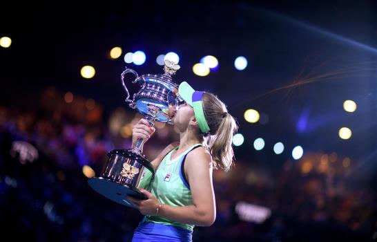 Sofia Kenin supera a Garbiñe Muguruza y gana su primer major en Australia Sofia Kenin supera a Garbiñe Muguruza y gana su primer major en Australia
