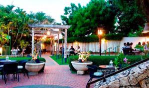 Restaurantes podrán recibir clientes hasta 50 % de su capacidad instalada