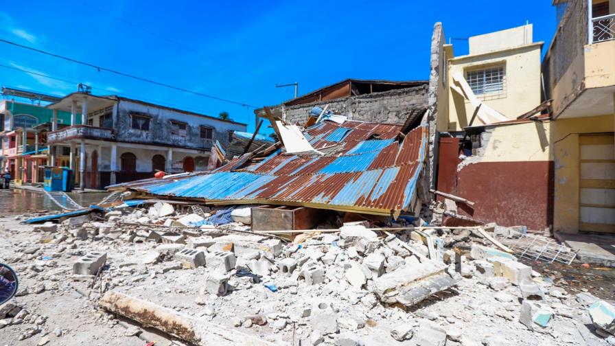 Muertos por terremoto en Haití aumentan a 724