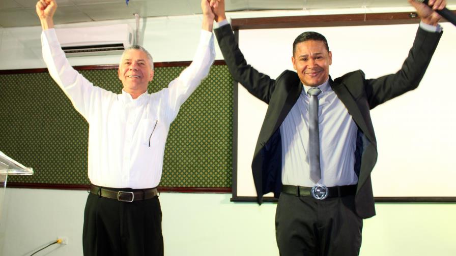 El Jeffrey anuncia respaldo a candidato a alcalde Manuel Jiménez El Jeffrey anuncia respaldo a candidato a alcalde Manuel Jiménez