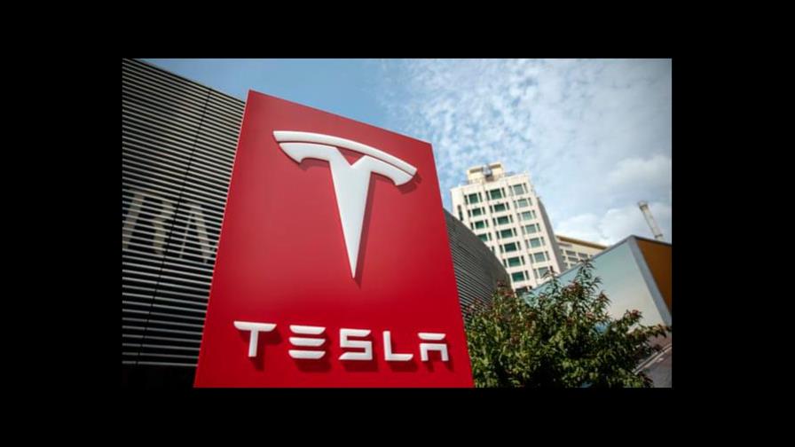 Tesla planea lanzar su buque insignia, el Model S Plaid, en China en 2022